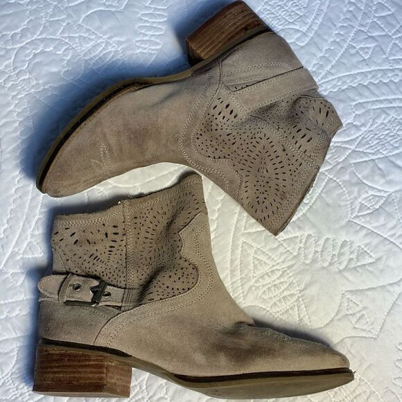 Naughty monkey boot size 7 1/2 - Picture 1 of 9